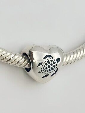 Pandora Maui Turtle Heart Destination Travel Charm